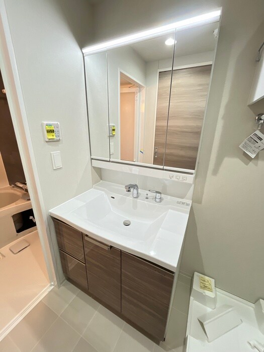 物件内観写真12　(洗面)