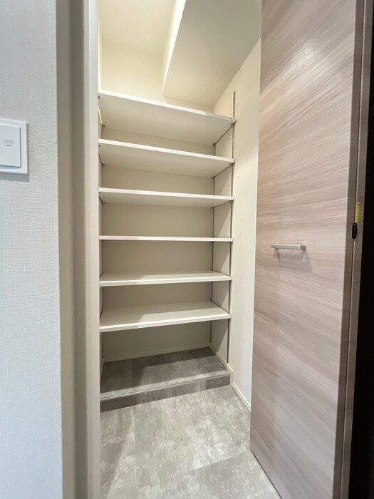 物件内観写真17　(靴箱)