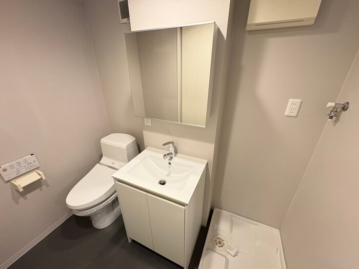 物件内観写真11　(洗面)