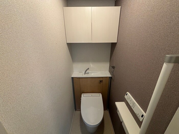 物件内観写真16　(トイレ)