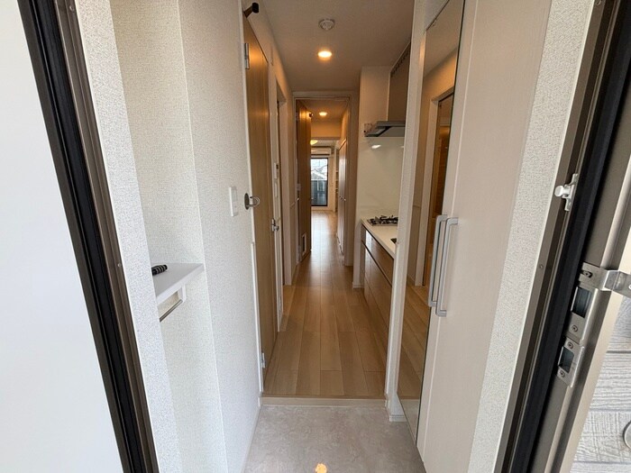 物件内観写真19　(玄関)