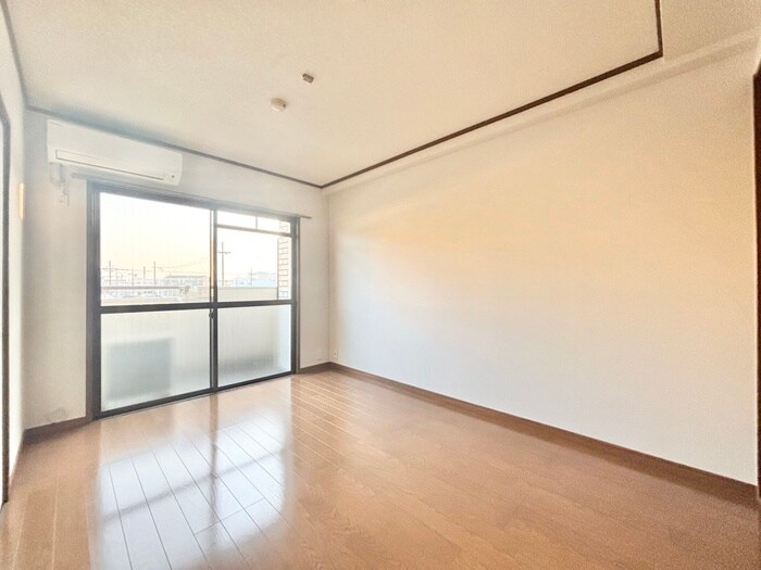 物件内観写真11　(居室)