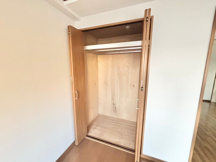 物件内観写真12　(収納)