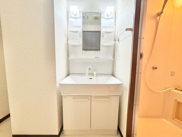 物件内観写真16　(洗面)