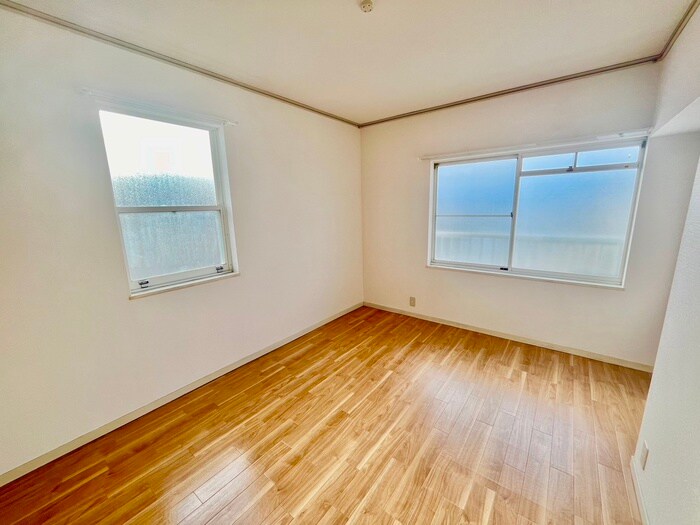 物件内観写真8　(居室)