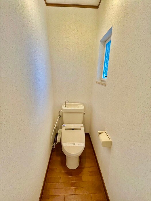 物件内観写真13　(トイレ)