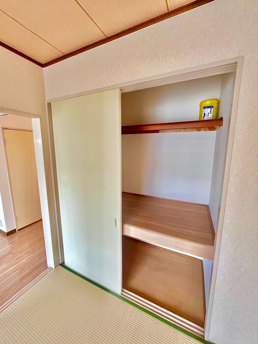 物件内観写真16　(収納)