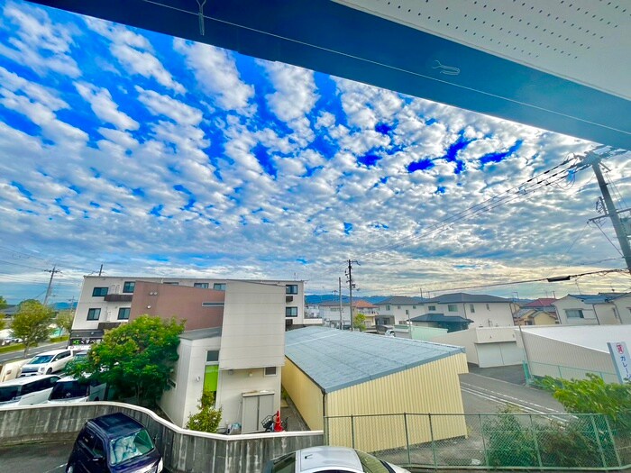 物件内観写真19　(室内からの展望)