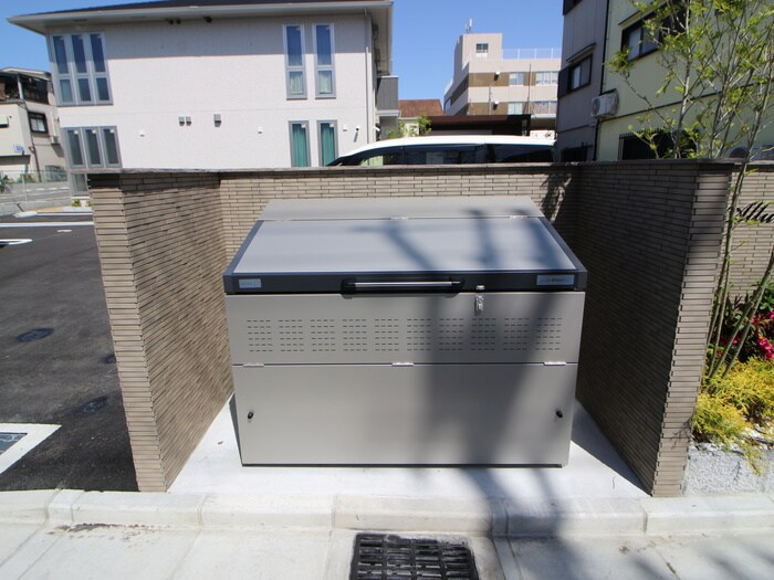 物件外観写真6　(建物設備)