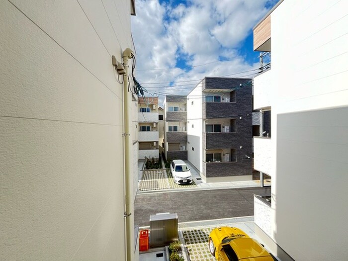 物件内観写真22　(玄関)