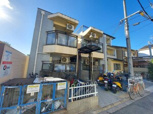 メゾンドヴァルチェ外観写真