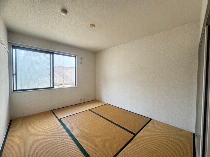 物件内観写真13　(居室)