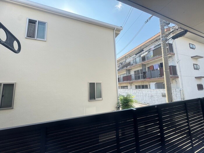 物件内観写真22　(室内からの展望)