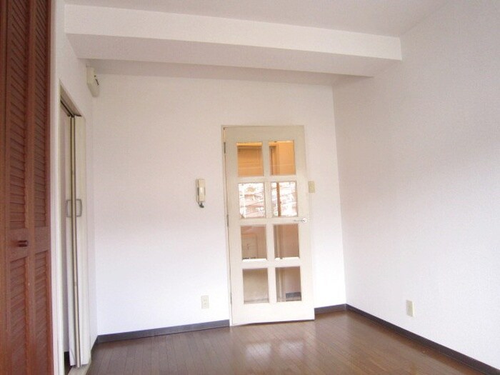 物件内観写真11　(居室)