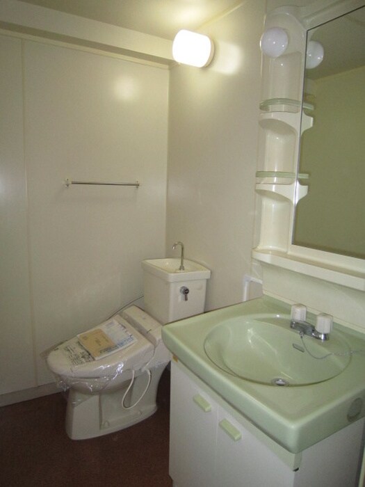 物件内観写真12　(バス／シャワールーム等)