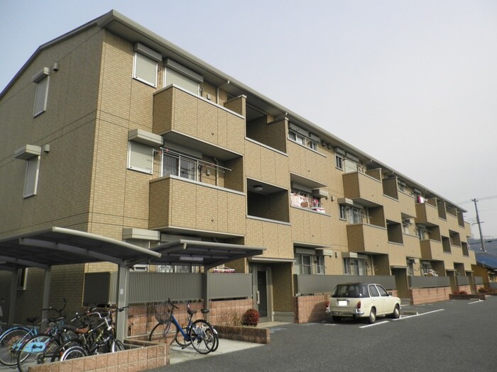 物件外観写真3　(外観写真)