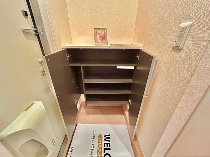物件内観写真16　(靴箱)