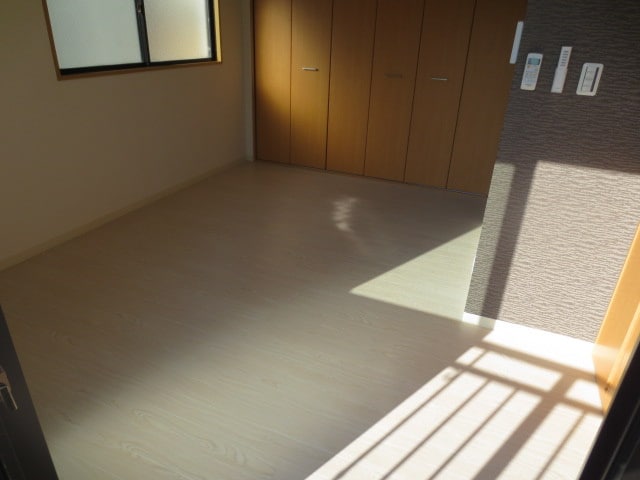 物件内観写真5　(居室)