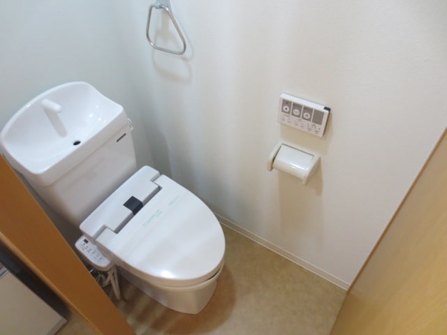 物件内観写真10　(トイレ)