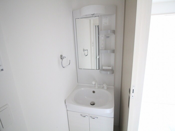 物件内観写真11　(洗面)