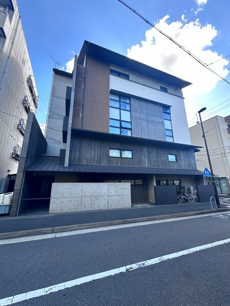 クリプトメリア京都六条外観写真