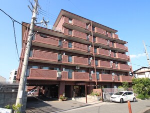 ｸﾞﾗﾝﾄﾞ日光ﾊｲﾂ西向日弐番館(101)外観写真