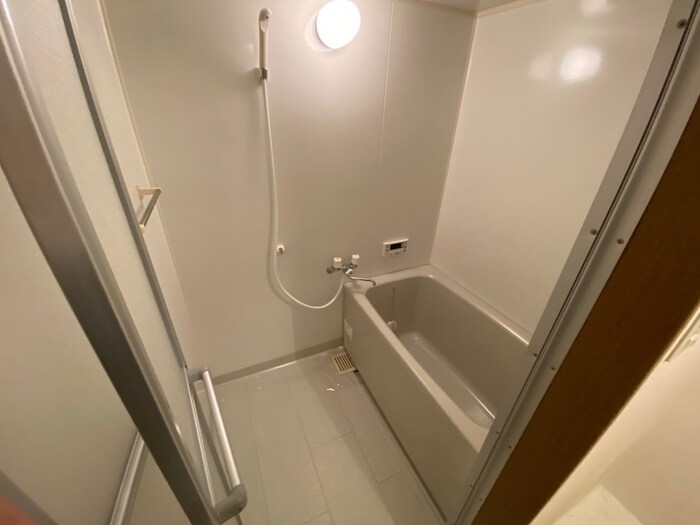 物件内観写真12　(バス／シャワールーム等)