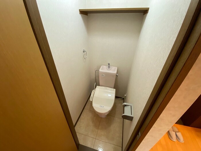 物件内観写真14　(トイレ)