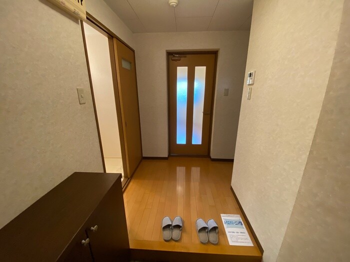 物件内観写真16　(廊下)