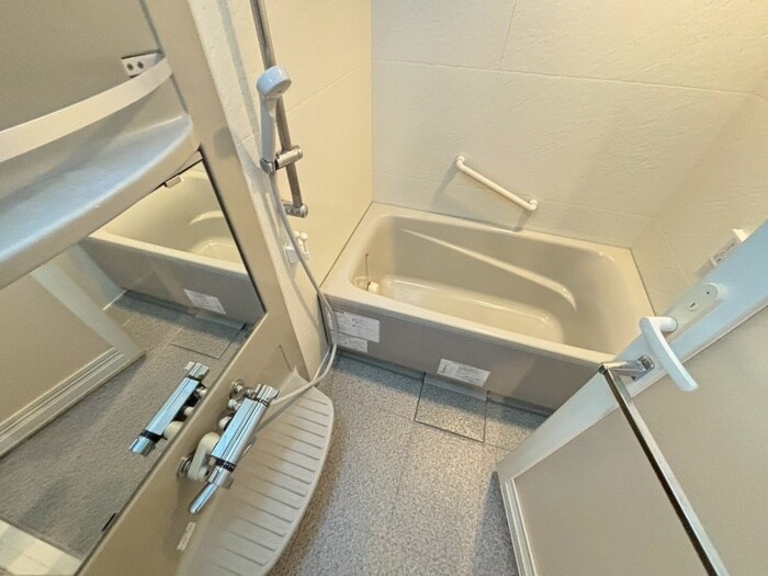 物件内観写真12　(バス／シャワールーム等)