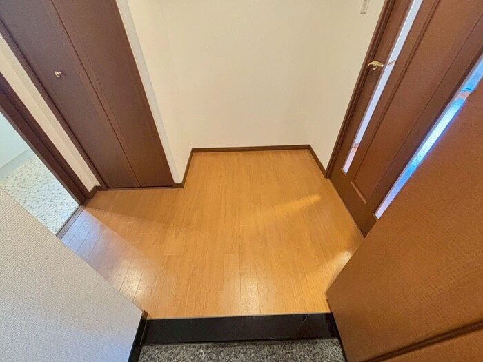 物件内観写真20　(廊下)