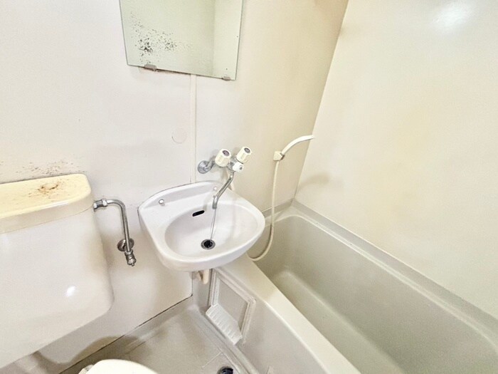 物件内観写真9　(洗面)