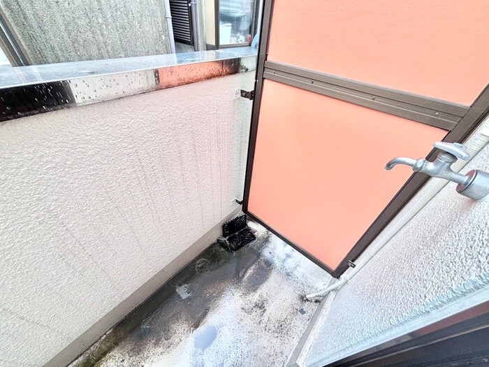 物件内観写真20　(洗濯機置場)