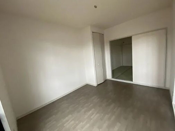 物件内観写真18　(居室)