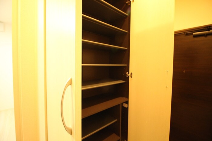 物件内観写真16　(靴箱)