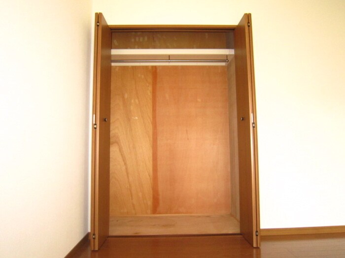 物件内観写真15　(収納)