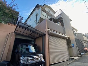 リリー・ベル外観写真