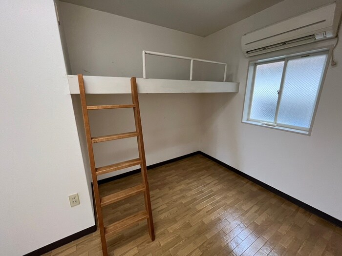 物件内観写真15　(ロフト)