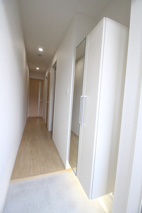 物件内観写真8　(靴箱)