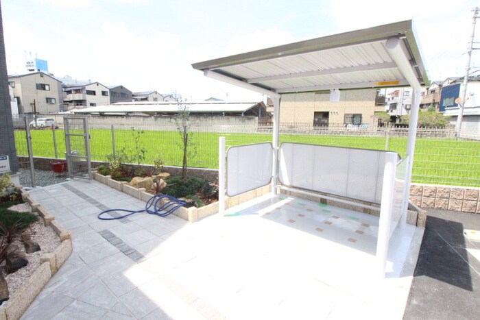 物件外観写真5　(駐車場)