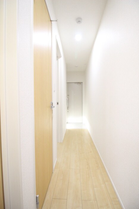物件内観写真21　(廊下)