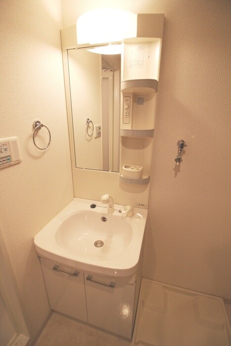 物件内観写真9　(洗面)