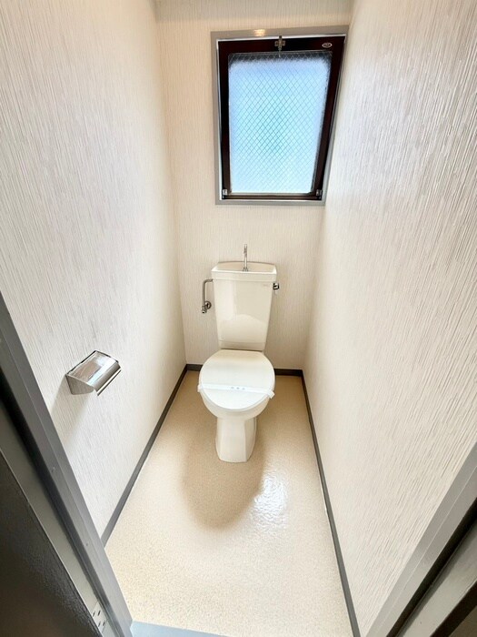 物件内観写真9　(トイレ)