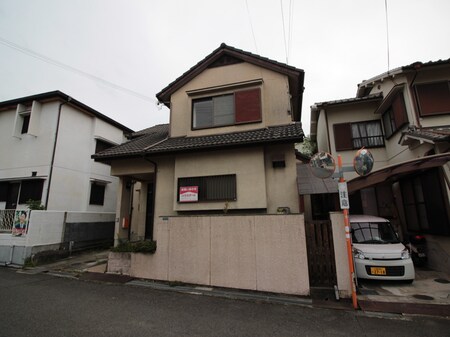岡山４丁目貸家外観写真