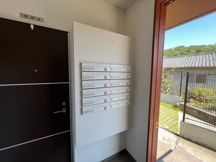 物件外観写真6　(建物設備)