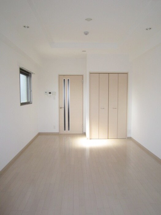 物件内観写真5　(居室)