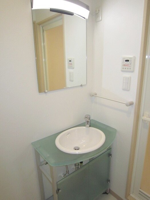 物件内観写真9　(洗面)