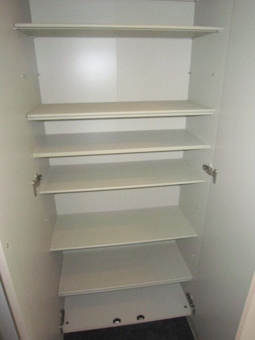 物件内観写真11　(靴箱)