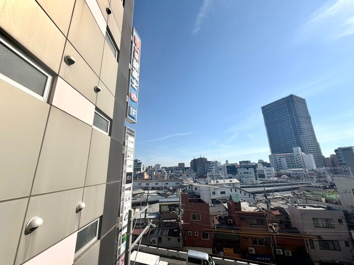 物件内観写真13　(室内からの展望)