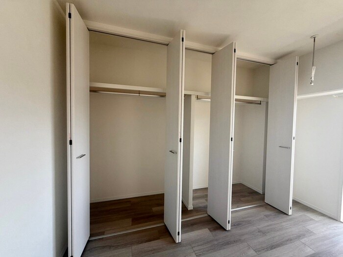 物件内観写真18　(収納)